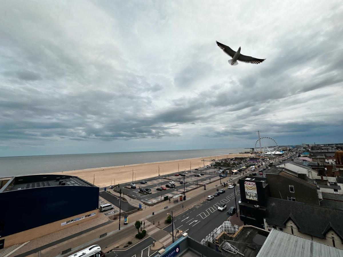 The Atlantis - Tower Apartments Great Yarmouth Eksteriør bilde