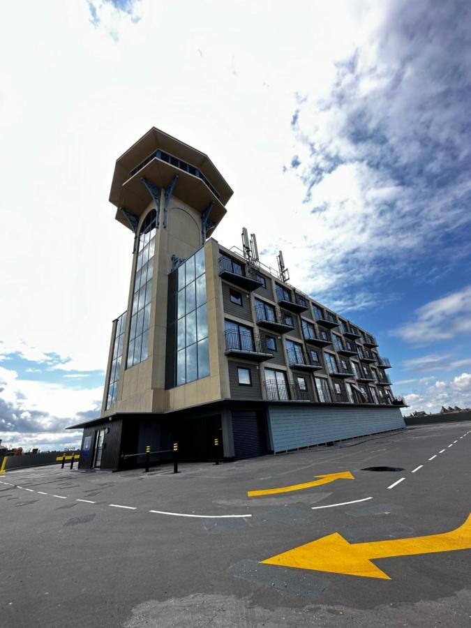 The Atlantis - Tower Apartments Great Yarmouth Eksteriør bilde