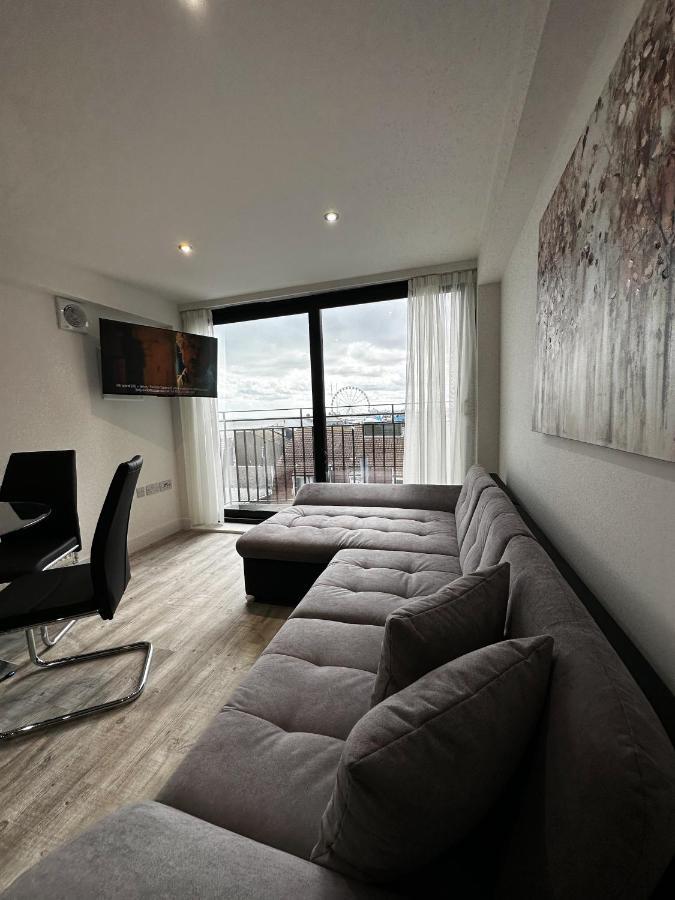 The Atlantis - Tower Apartments Great Yarmouth Eksteriør bilde